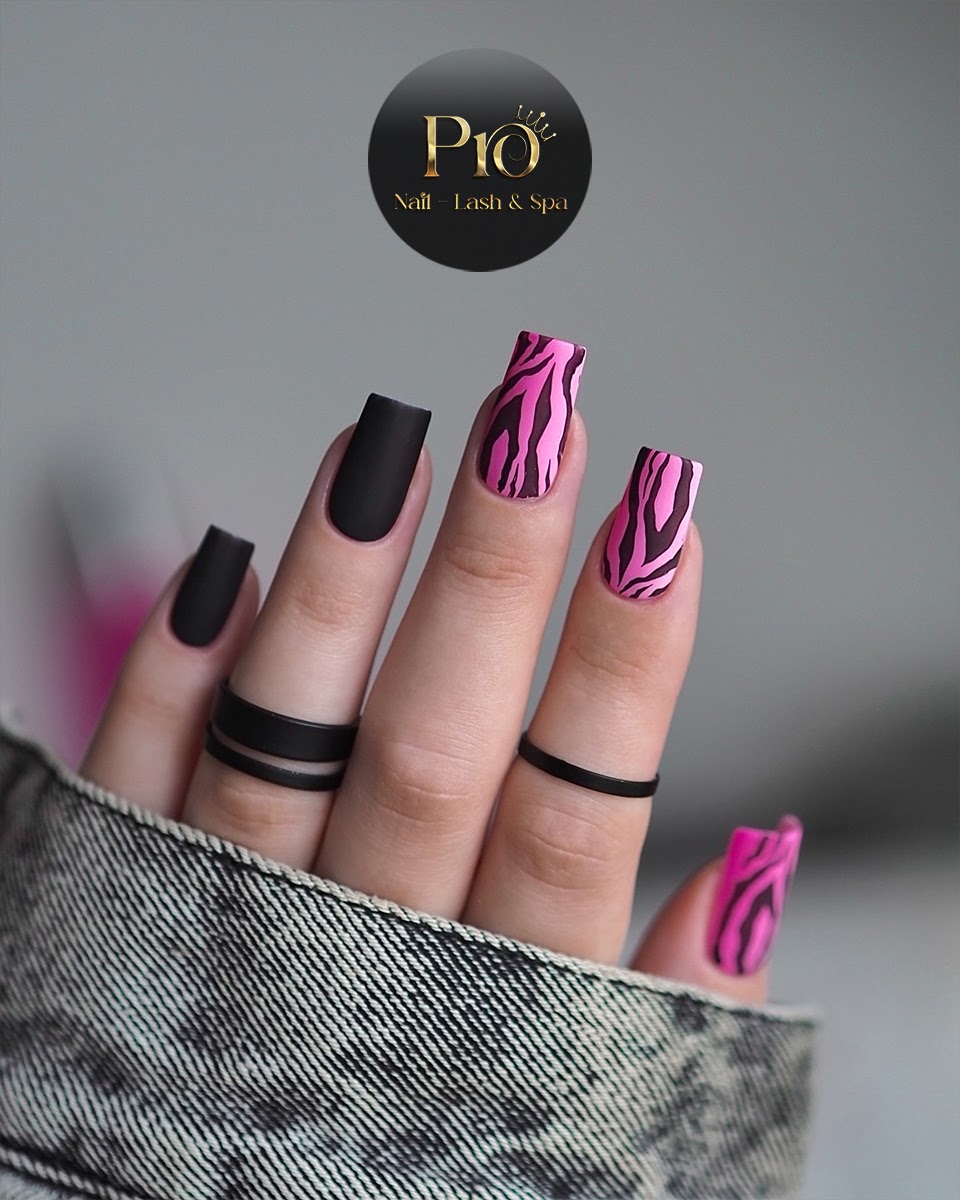 Pro Nail Lash & Spa nail photo 3